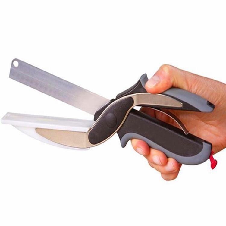 Kitchen 2-in-1 stainless steel clever cutting knife